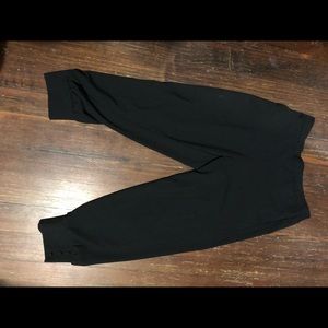Supply & Demand slouchy black pants, M
